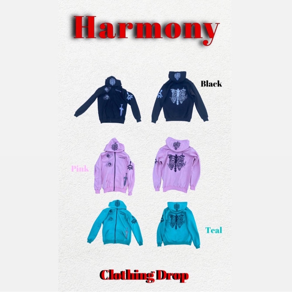 High quality fabric 100% cotton! Comfortable and unisex fitting. Zip up jacket.